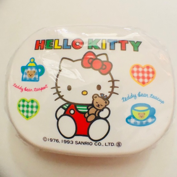 Hello Kitty Hand Bag & Container - Picture 7 of 8